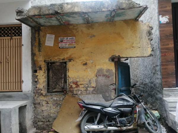 Residential Plot for Sale of Plot 450 Sq.ft in Molarband Extn Delhi by Gautam Residential Plot for Sale of Plot 450 Sq.ft in Molarband Extn Delhi by Gautam