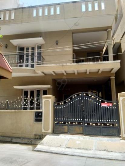 3 BHK Independent House / Villa / Bungalow for Sale of Built-up 2000 Sq.ft in RR Nivas Padmanabha Nagar Bangalore by Radha Ravi 3 BHK Independent House / Villa / Bungalow for Sale of Built-up 2000 Sq.ft in RR Nivas Padmanabha Nagar Bangalore by Radha Ravi
