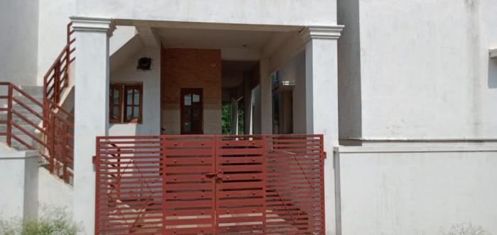 2 BHK Independent House / Villa / Bungalow for Sale of Super Built-up 1200 Sq.ft in Sri Saimathi Paradise Hosur Krishnagiri by Kalaivani 2 BHK Independent House / Villa / Bungalow for Sale of Super Built-up 1200 Sq.ft in Sri Saimathi Paradise Hosur Krishnagiri by Kalaivani
