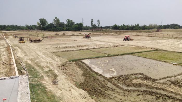 Residential Plot for Sale of Plot 350000 Sq.ft in Mohan Road Lucknow by Saraansh Verma Residential Plot for Sale of Plot 350000 Sq.ft in Mohan Road Lucknow by Saraansh Verma