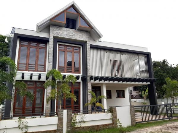 4 BHK Independent House / Villa / Bungalow for Sale of Built-up 1980 Sq.ft in Paul Alukkas Treesa Gardens Elamakkara Kochi by Rijo 4 BHK Independent House / Villa / Bungalow for Sale of Built-up 1980 Sq.ft in Paul Alukkas Treesa Gardens Elamakkara Kochi by Rijo