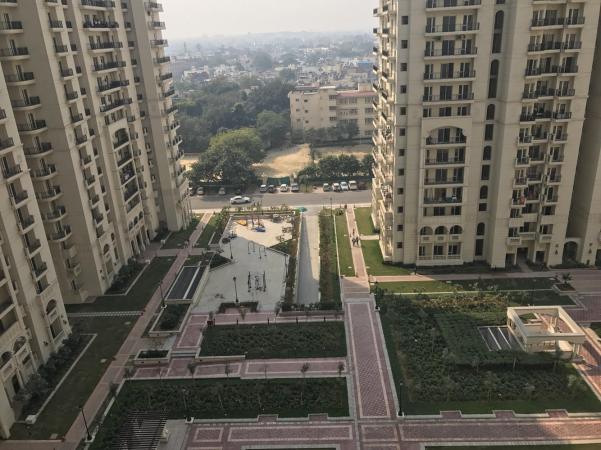 3 BHK Flat for Sale of Built-up 1600 Sq.ft in DLF Capital Greens Karam Pura Delhi by Parul Mittal 3 BHK Flat for Sale of Built-up 1600 Sq.ft in DLF Capital Greens Karam Pura Delhi by Parul Mittal