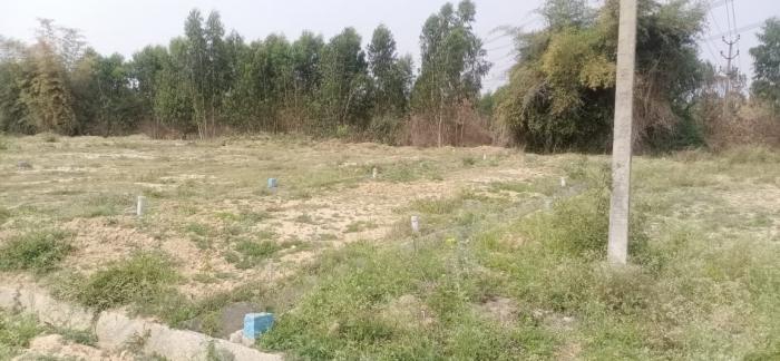 Residential Plot for Sale of Built-up 1200 Sq.ft in Hoskote Bangalore by Deepak A Residential Plot for Sale of Built-up 1200 Sq.ft in Hoskote Bangalore by Deepak A