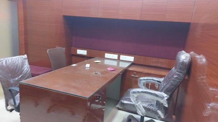Carpet 100 Sq.ft Commercial Shop for Rent in Cello Express Zone Mall Malad East Mumbai by Sharad Pandey Carpet 100 Sq.ft Commercial Shop for Rent in Cello Express Zone Mall Malad East Mumbai by Sharad Pandey