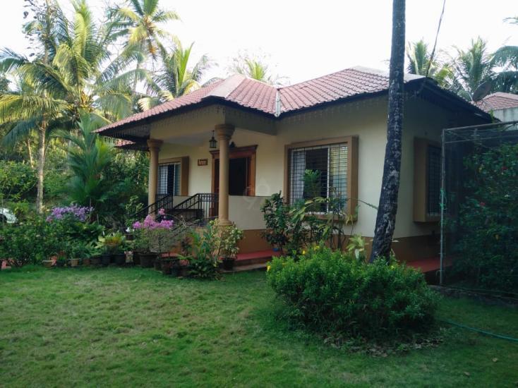Independent House / Villa / Bungalow for Sale of Built-up 265 Sq.Meter in Rangradha Ponda South Goa by Anuj Madgaonkar Independent House / Villa / Bungalow for Sale of Built-up 265 Sq.Meter in Rangradha Ponda South Goa by Anuj Madgaonkar