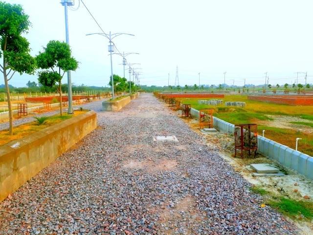 Residential Plot for Sale of Built-up 1000 Sq.ft in Royal City Homes Raibareli Road Lucknow by Harmendra Pratap Singh Residential Plot for Sale of Built-up 1000 Sq.ft in Royal City Homes Raibareli Road Lucknow by Harmendra Pratap Singh