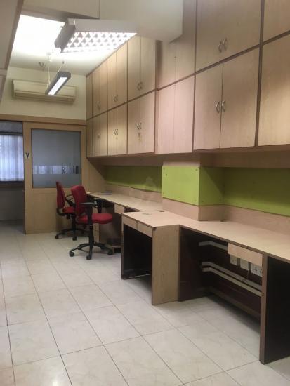 Built-up 500 Sq.ft Office Space for Sale in Elphinstone House Fort Mumbai by Ravi Samyakth Built-up 500 Sq.ft Office Space for Sale in Elphinstone House Fort Mumbai by Ravi Samyakth