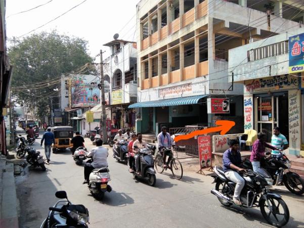 Residential Plot for Sale in 150Y - Square Bit Railpet Guntur by vamsi Residential Plot for Sale in 150Y - Square Bit Railpet Guntur by vamsi