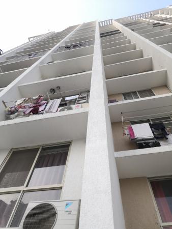1.5 BHK Flat for Sale of Carpet 573 Sq.ft in Aspen Park Goregaon East Mumbai by Sandeep Thakur 1.5 BHK Flat for Sale of Carpet 573 Sq.ft in Aspen Park Goregaon East Mumbai by Sandeep Thakur