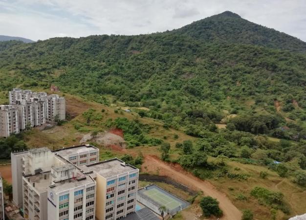 2 BHK Flat for Sale of Carpet 580 Sq.ft in Haware Platinum Tower Thane West Thane by Rohit Nanda 2 BHK Flat for Sale of Carpet 580 Sq.ft in Haware Platinum Tower Thane West Thane by Rohit Nanda