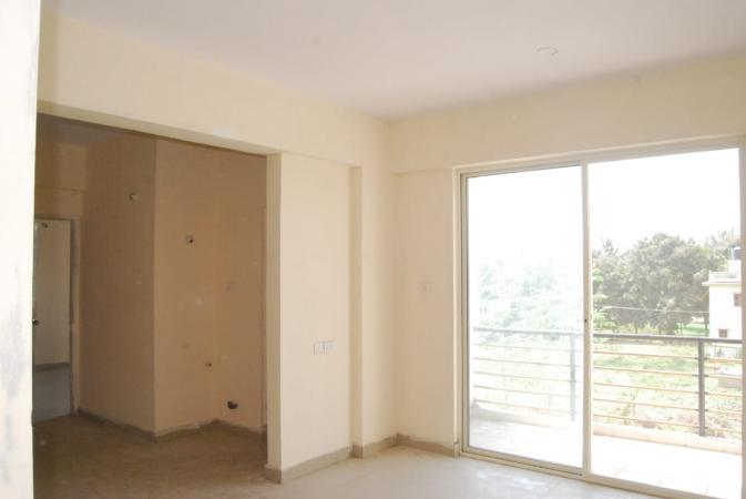 2 BHK Flat for Sale of Built-up 924 Sq.ft in AMR Oaks Chandapura Circle Bangalore by Sindhu 2 BHK Flat for Sale of Built-up 924 Sq.ft in AMR Oaks Chandapura Circle Bangalore by Sindhu