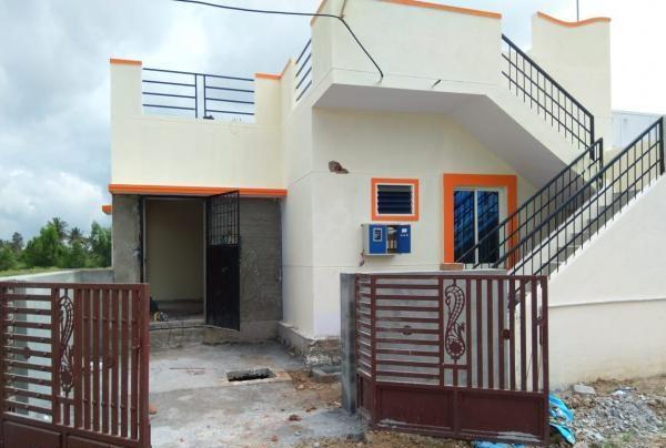 2 BHK Independent House / Villa / Bungalow for Sale of Built-up 710 Sq.ft in KHB Silicon City Kesare Mysore by Naidu 2 BHK Independent House / Villa / Bungalow for Sale of Built-up 710 Sq.ft in KHB Silicon City Kesare Mysore by Naidu