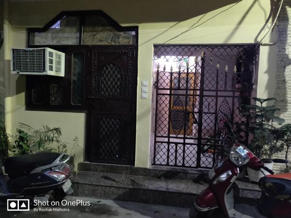 2 BHK Independent House / Villa / Bungalow for Sale of Carpet 756 Sq.ft in Paschim Vihar Delhi by Meenakshi Malhotra 2 BHK Independent House / Villa / Bungalow for Sale of Carpet 756 Sq.ft in Paschim Vihar Delhi by Meenakshi Malhotra