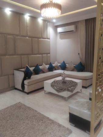 3 BHK Flat for Sale of Built-up 1506 Sq.ft in Trishla City Zirakpur Chandigarh by Aman Sidhu 3 BHK Flat for Sale of Built-up 1506 Sq.ft in Trishla City Zirakpur Chandigarh by Aman Sidhu