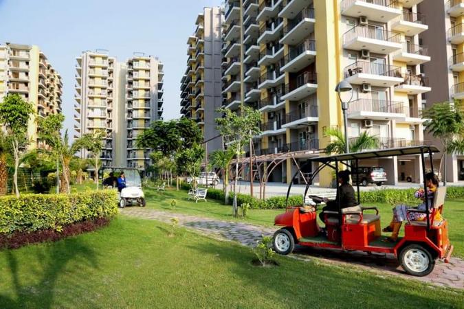 3 BHK Flat for Sale of Built-up 1506 Sq.ft in Trishla City Zirakpur Chandigarh by Shabnam 3 BHK Flat for Sale of Built-up 1506 Sq.ft in Trishla City Zirakpur Chandigarh by Shabnam
