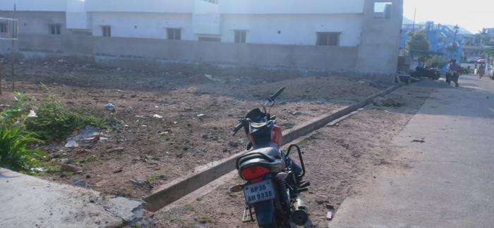 Residential Plot for Sale of Plot 850 Sq.Yard in Balaji NagarBarrack Road Vizianagaram by G Prabhakara Sastry Residential Plot for Sale of Plot 850 Sq.Yard in Balaji NagarBarrack Road Vizianagaram by G Prabhakara Sastry
